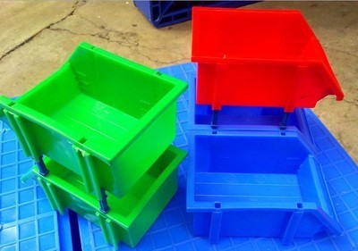 【供应红色插柱组立组合式塑料零件盒】价格,厂家,图片,塑料盒,东莞市鹏威塑胶制品有限公司